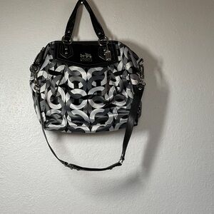 COACH:  women Patterned Shoulder Bag